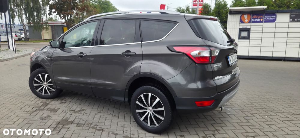 Ford Kuga 1.5 EcoBoost 2x4 Titanium - 11
