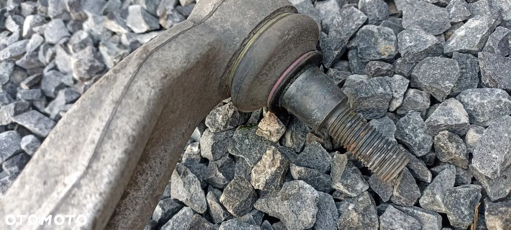 AUDI A6 C6 WAHACZ PRZEDNI BANAN ORYGINAL AUDI IDEALNY - 10