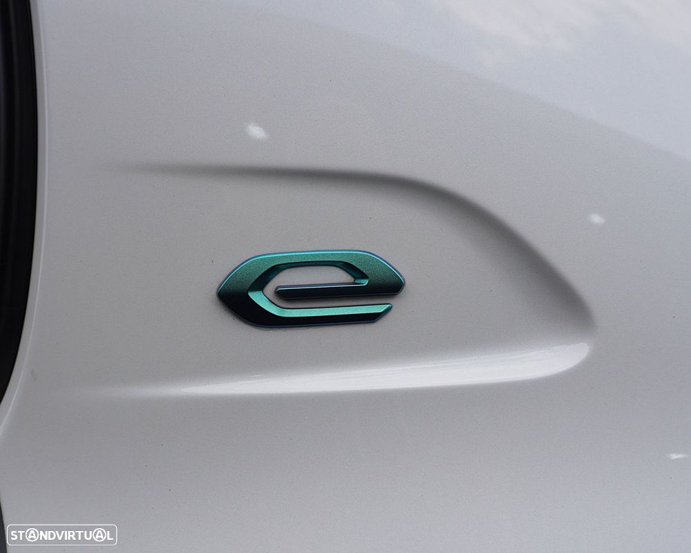 Peugeot e-208 50 kWh GT Pack - 18