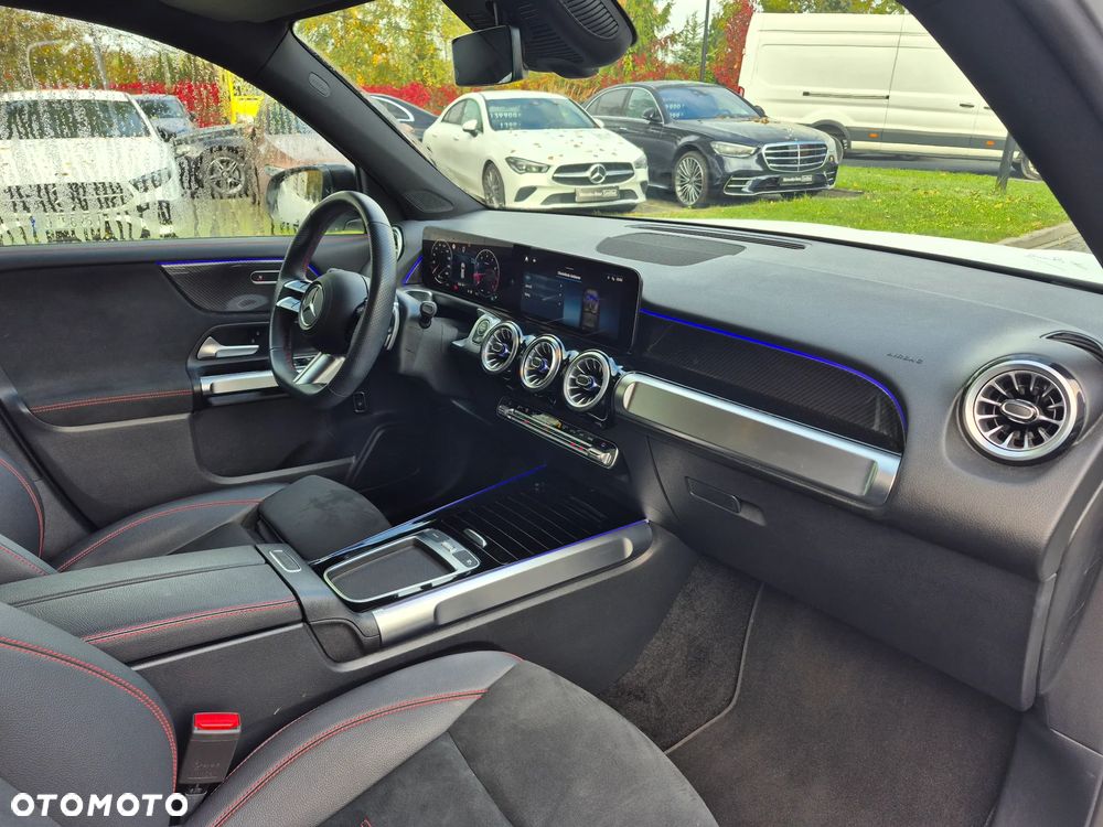 Mercedes-Benz GLB 200 AMG Line 7G-DCT - 30