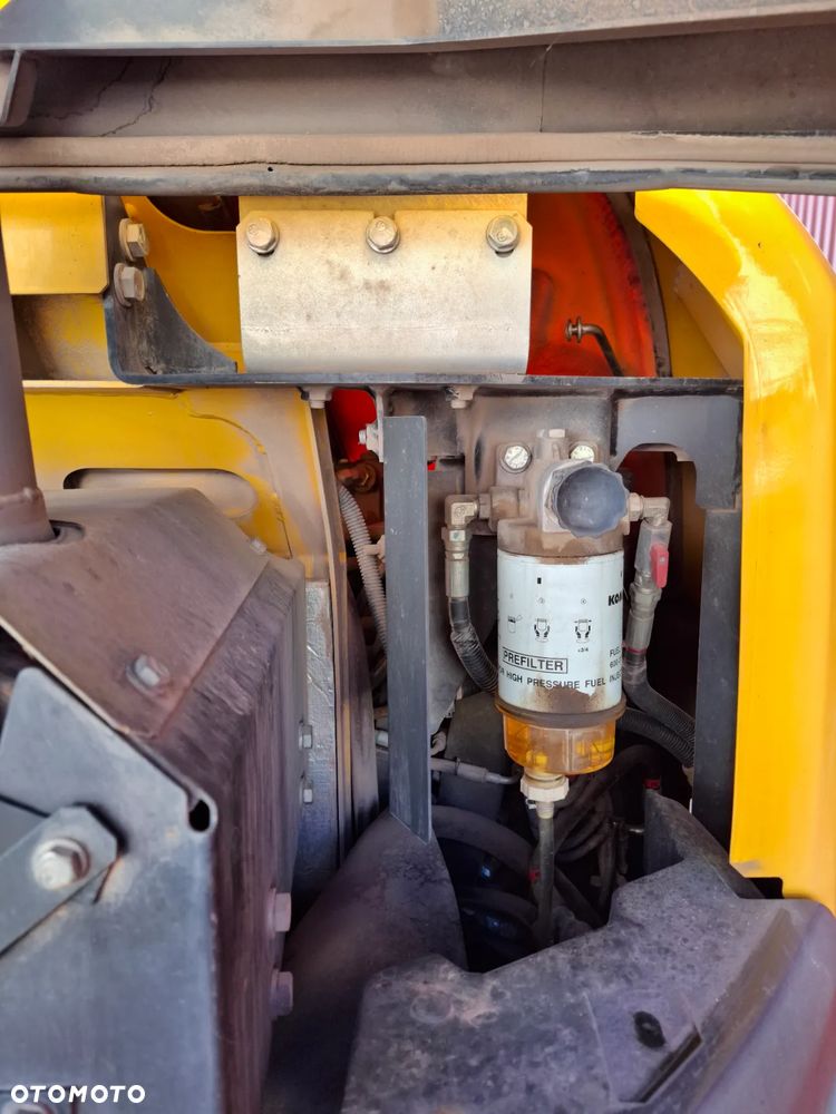 Komatsu PW98 MR-8 - 11