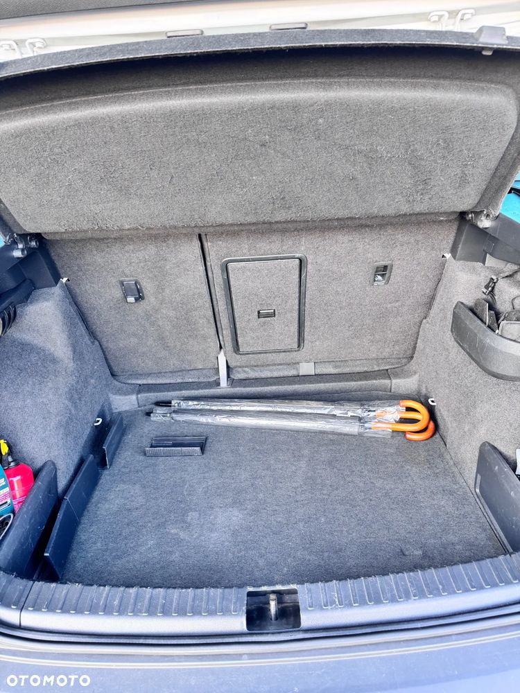 Skoda Karoq 1.6 TDI SCR DSG Style - 10