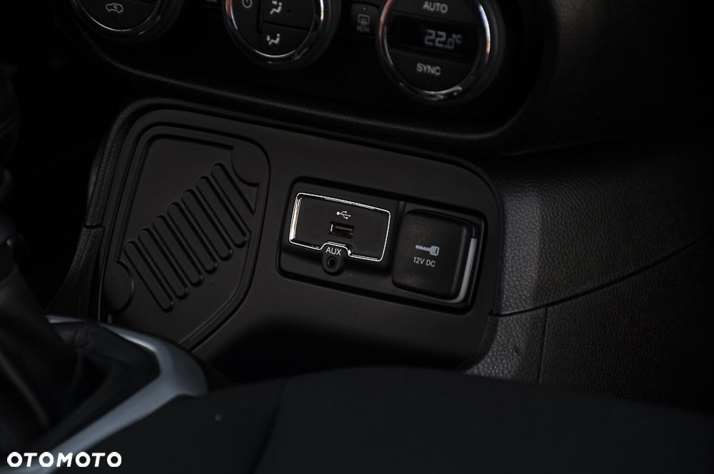 Jeep Renegade 1.4 MultiAir Limited - 23