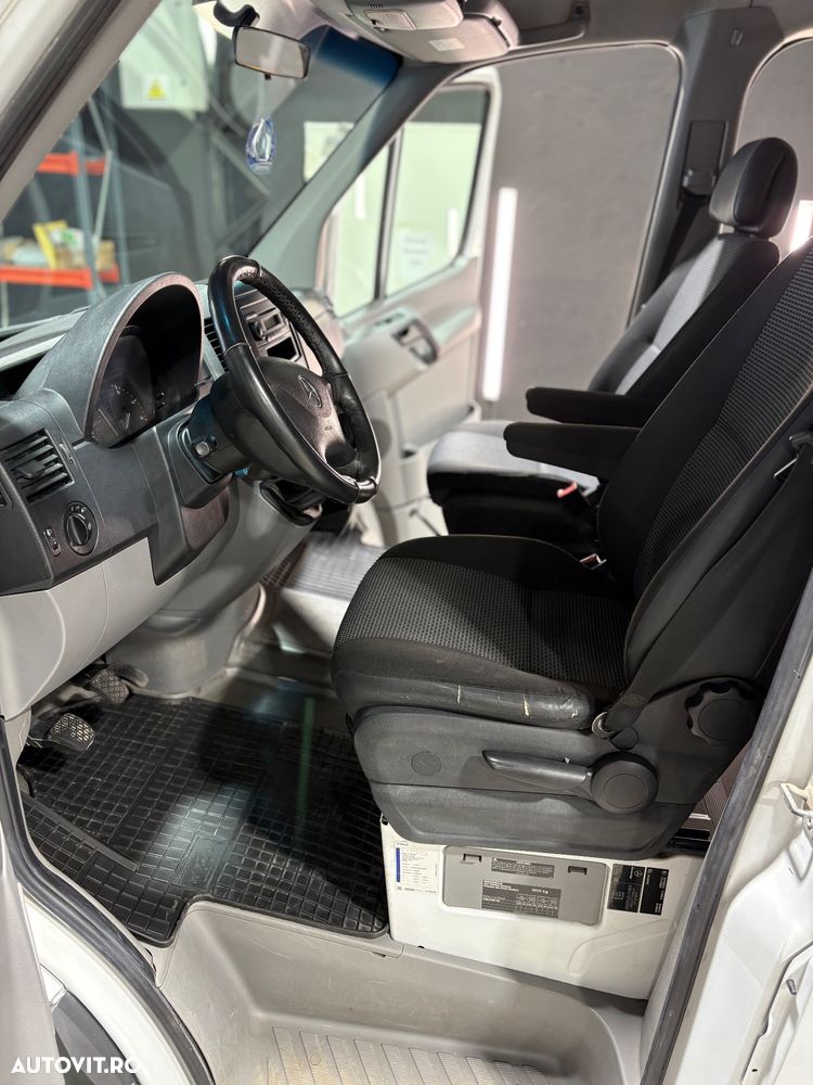 Mercedes-Benz Sprinter - 7