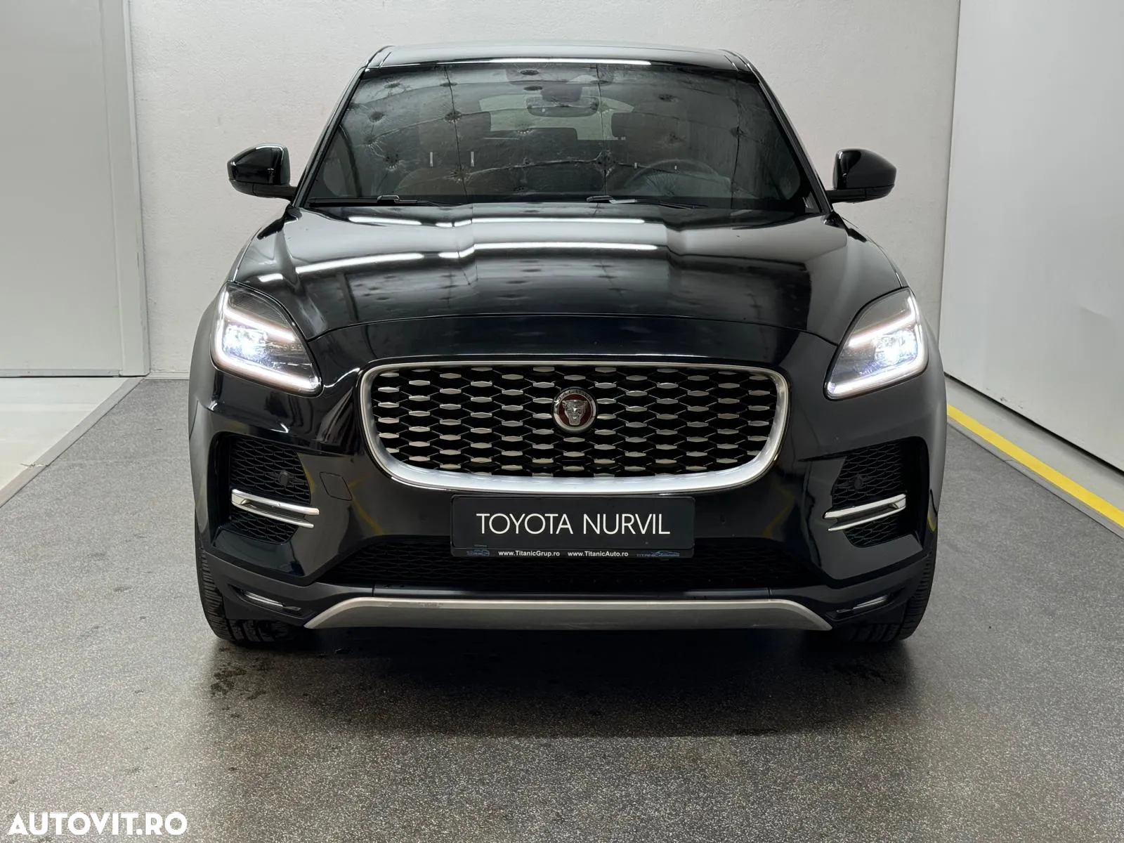 Jaguar E-Pace - 2