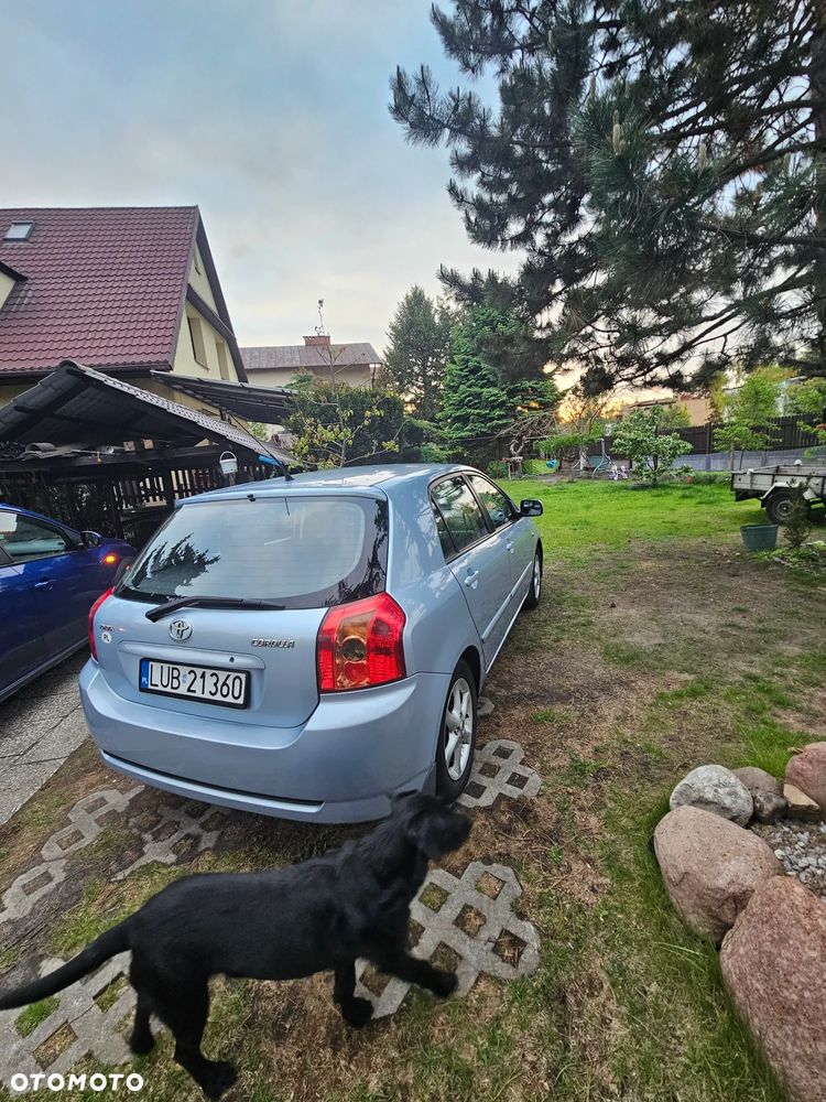Toyota Corolla 1.6 VVT-i Sol (air6) - 4