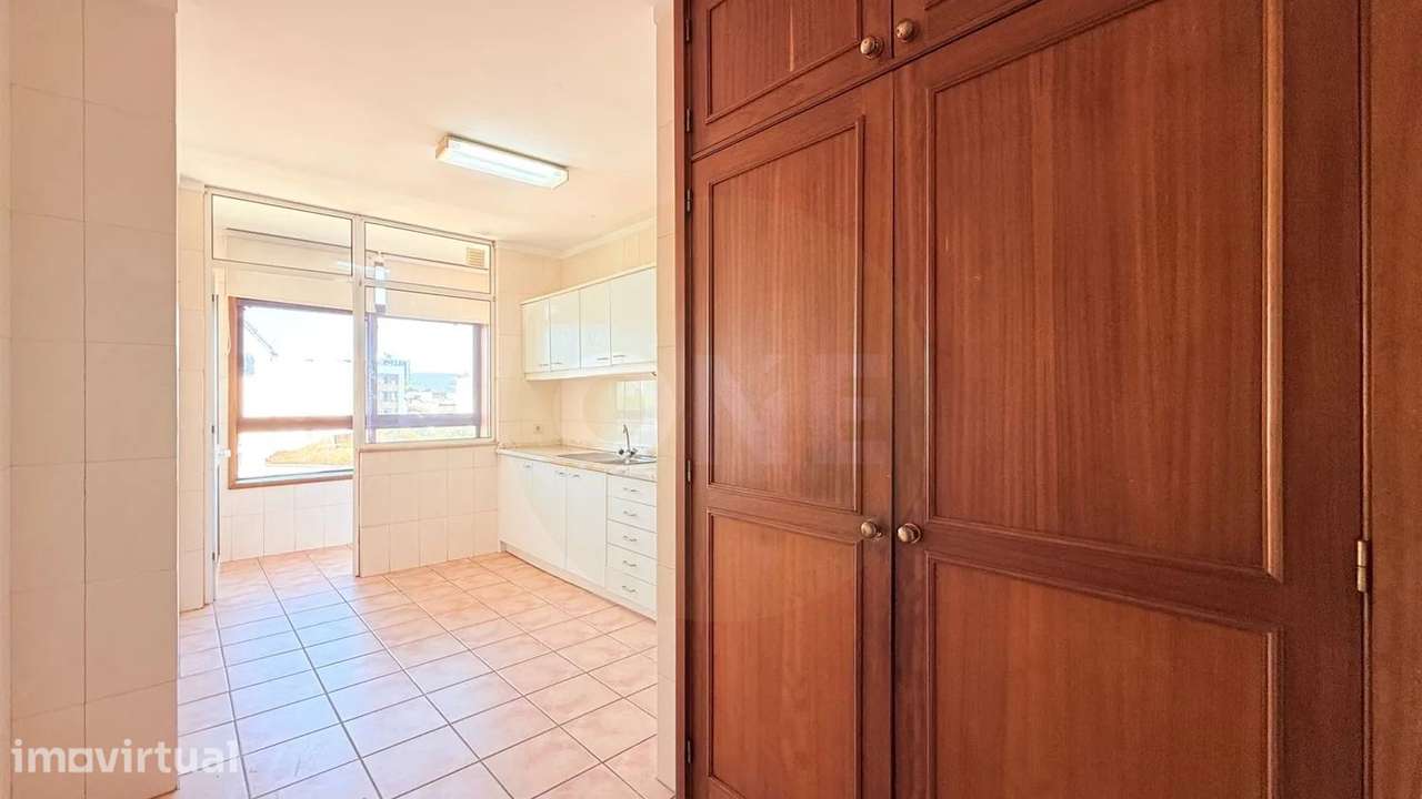 APARTAMENTO T2 NA TROFA ALAMEDA -VIVA PERTO DE TUDO COM FÁCEIS ACESSOS - Grande imagem: 3/31