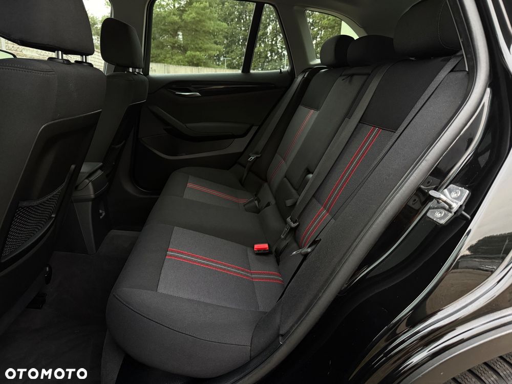 BMW X1 xDrive20d Sport Line - 12