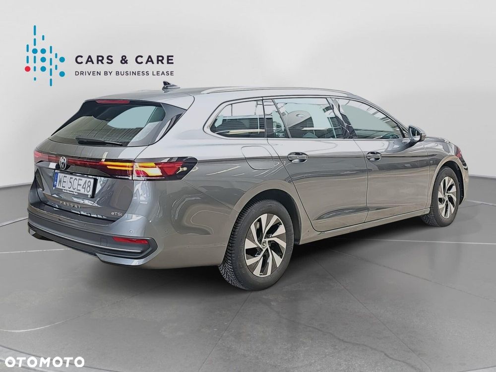 Volkswagen Passat - 23