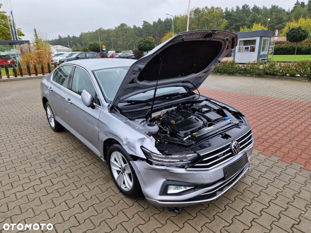 Volkswagen Passat 1.5 TSI EVO Essence DSG - 9