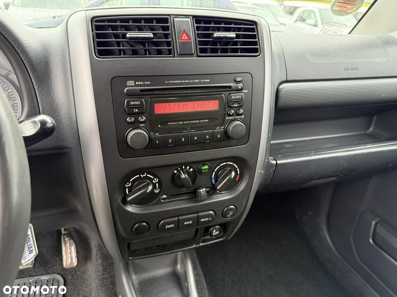 Suzuki Jimny - 12