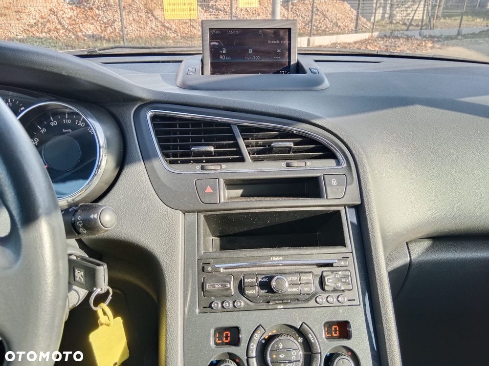 Peugeot 5008 1.6 Access - 14