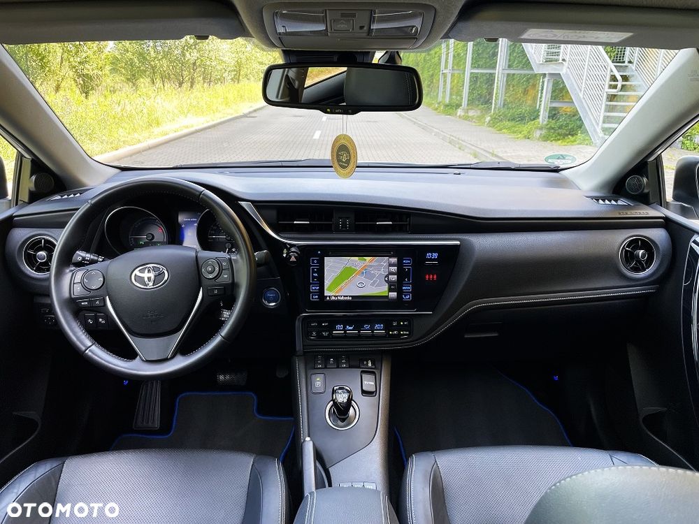 Toyota Auris 1.8 HSD Prestige NAVI - 20