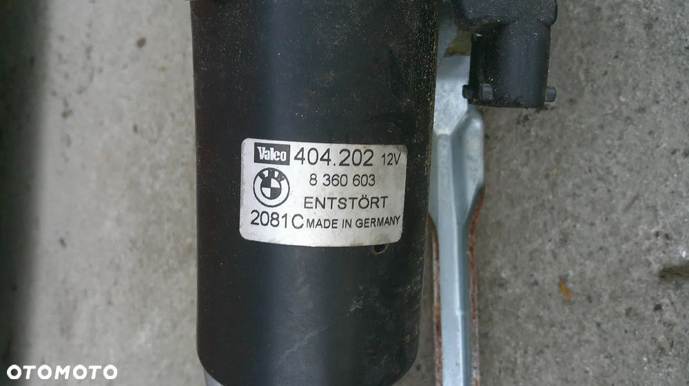 BMW E39 MECHANIZM WYCIERACZEK - 3