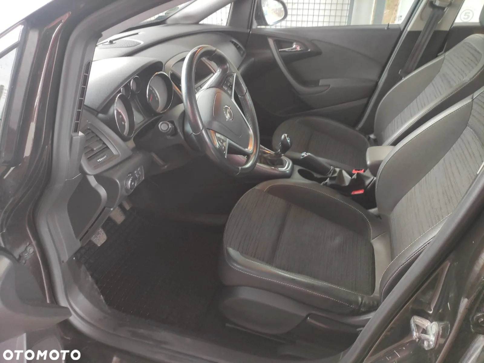 Opel Astra IV 1.4 T Business S&S EU6 - 5
