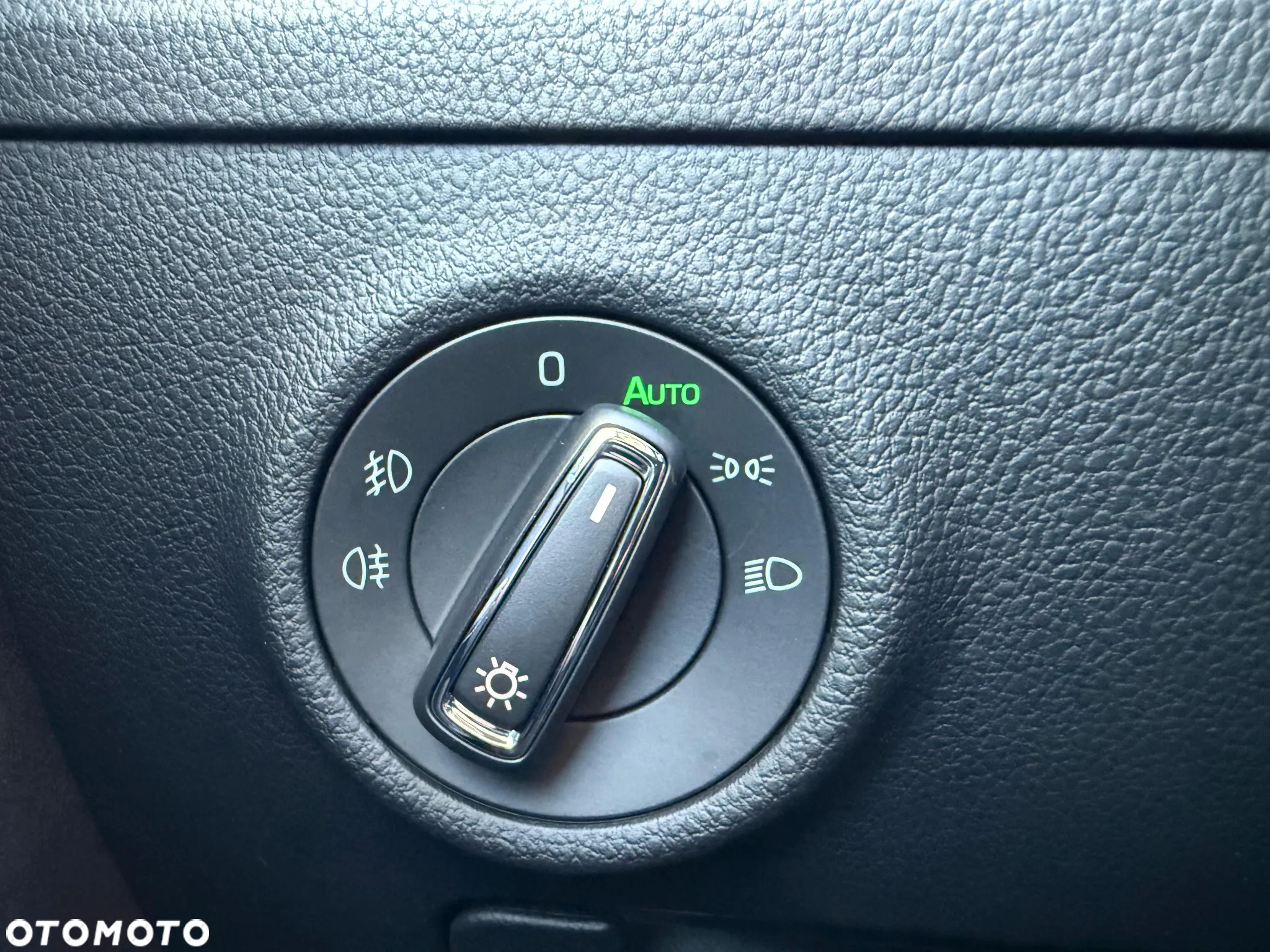Skoda Superb 1.5 TSI Sportline - 22