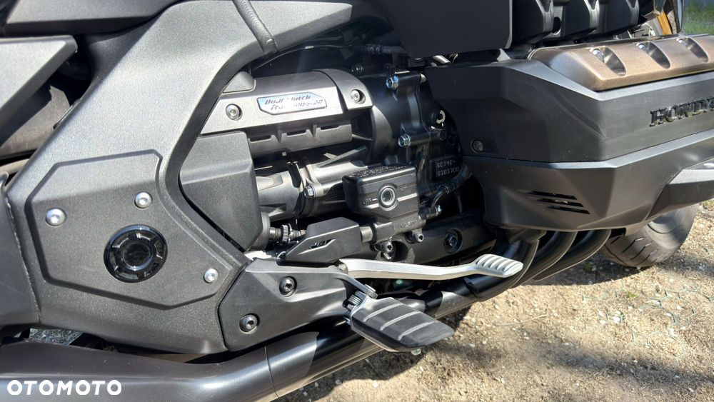 Honda GL - 8