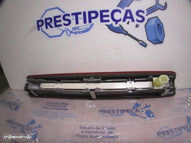 Farol Tras Stop3224 RENAULT MEGANE 3 2013 1.5DCI 110CV 5P CINZA 3ºSTOP 2 Pinos Danificado - 4