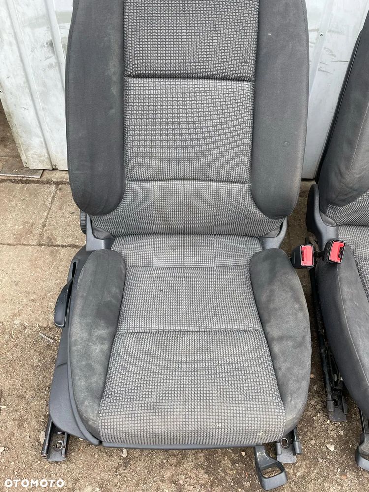 Fotele kanapy Audi A3 8P 3D HB - 2