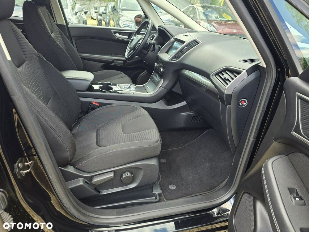Ford S-Max - 9