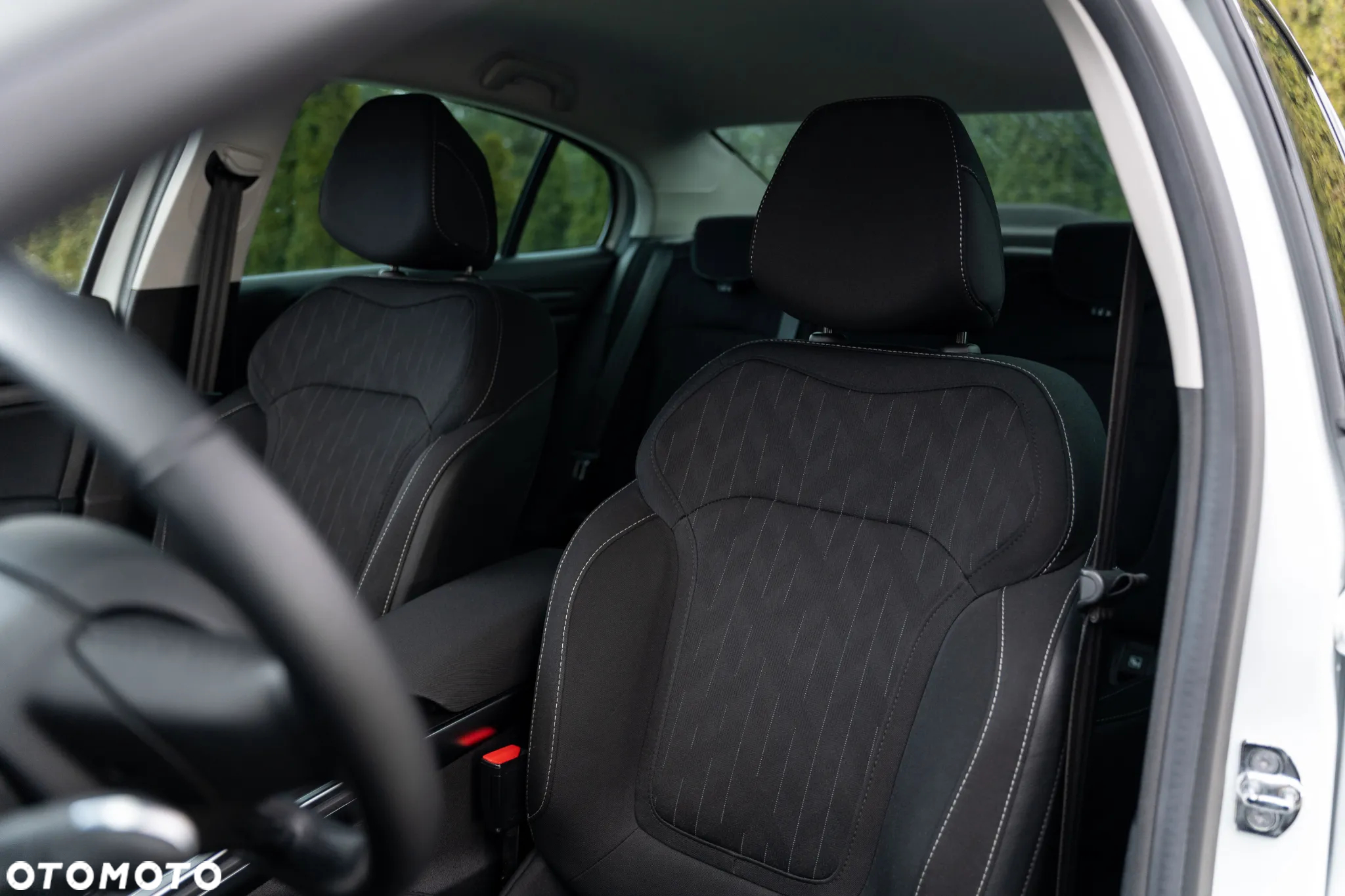 Renault Megane 1.5 Blue dCi Intens EDC - 30