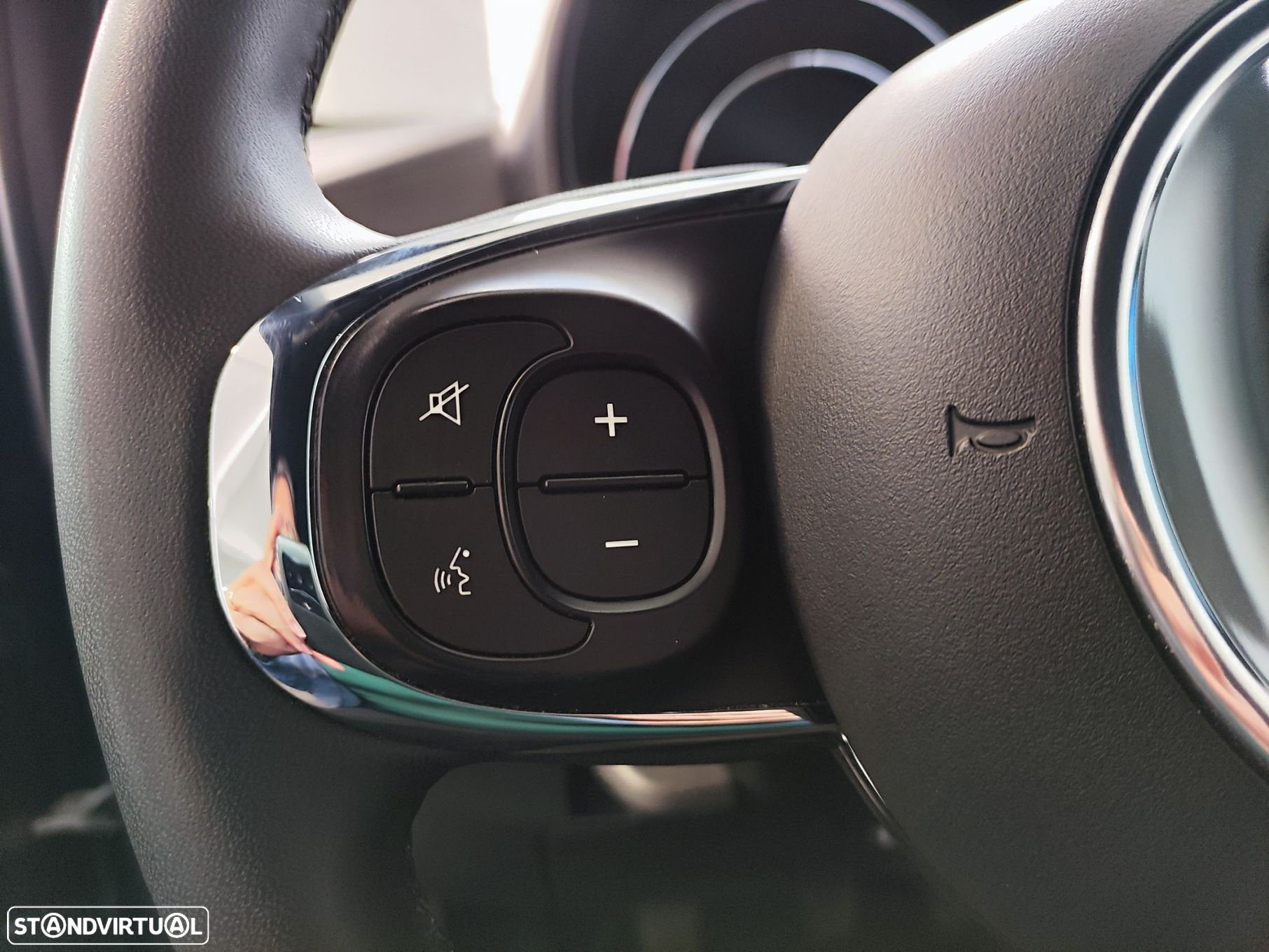 Fiat 500C 1.0 Hybrid - 11