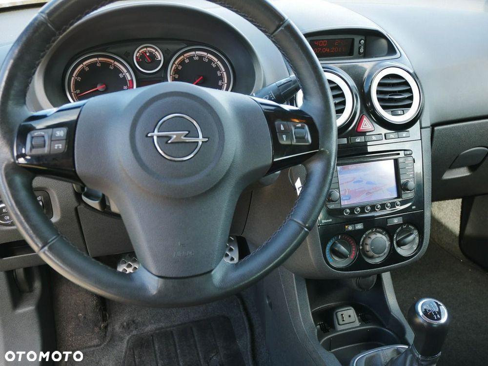 Opel Corsa 1.4 16V Sport - 18