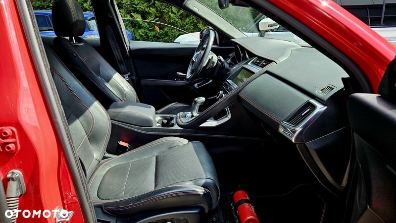 Jaguar E-Pace 2.0 i4D AWD R-Dynamic - 7