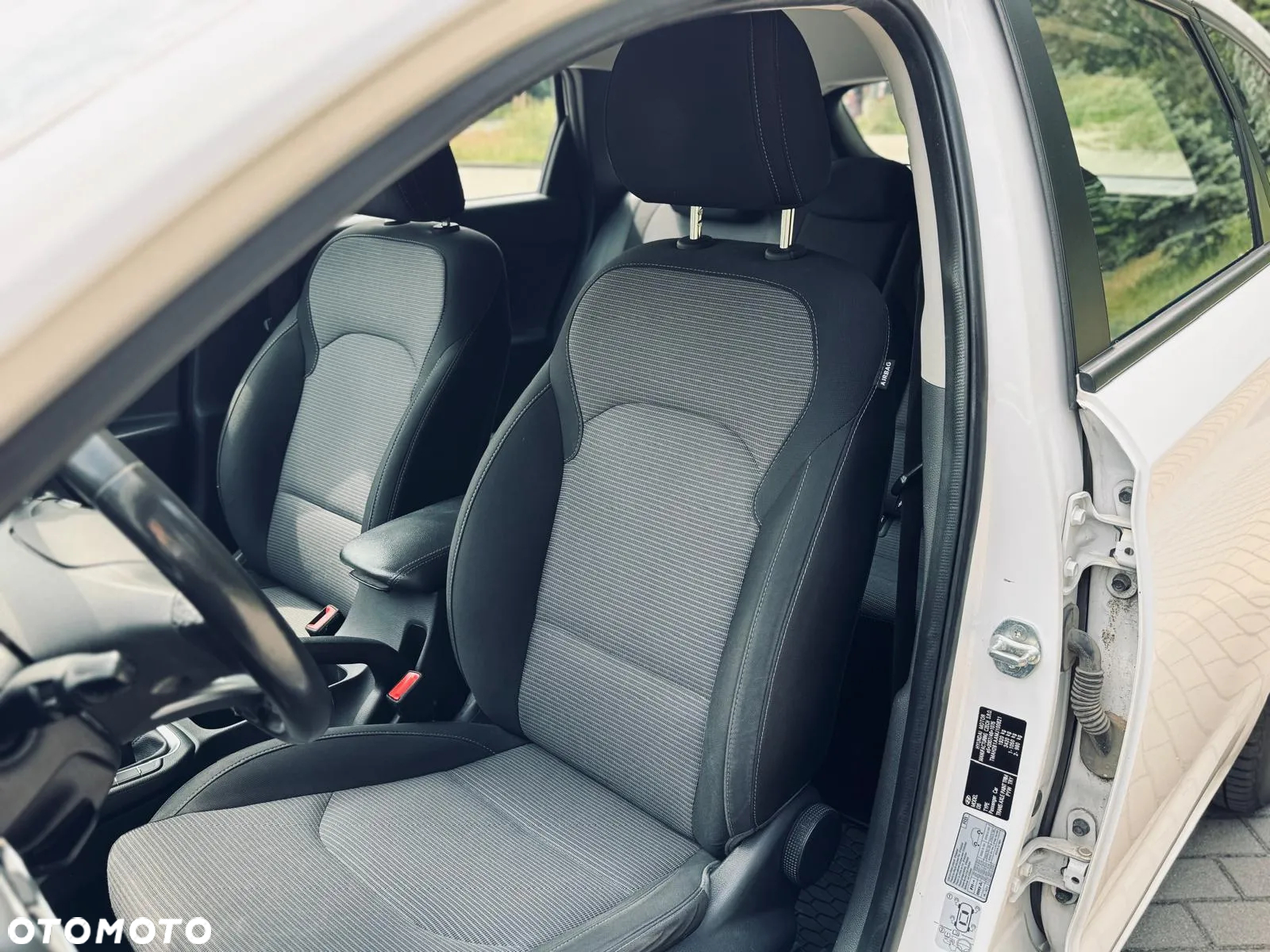 Hyundai i30 1.6 D Comfort - 17