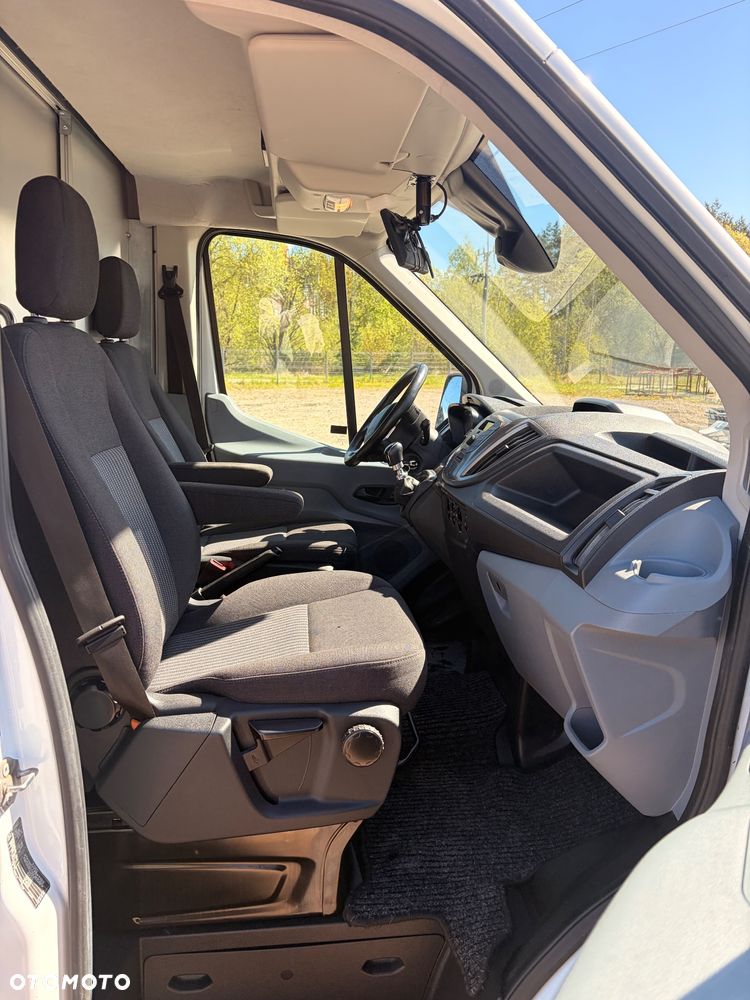 Ford Transit - 21