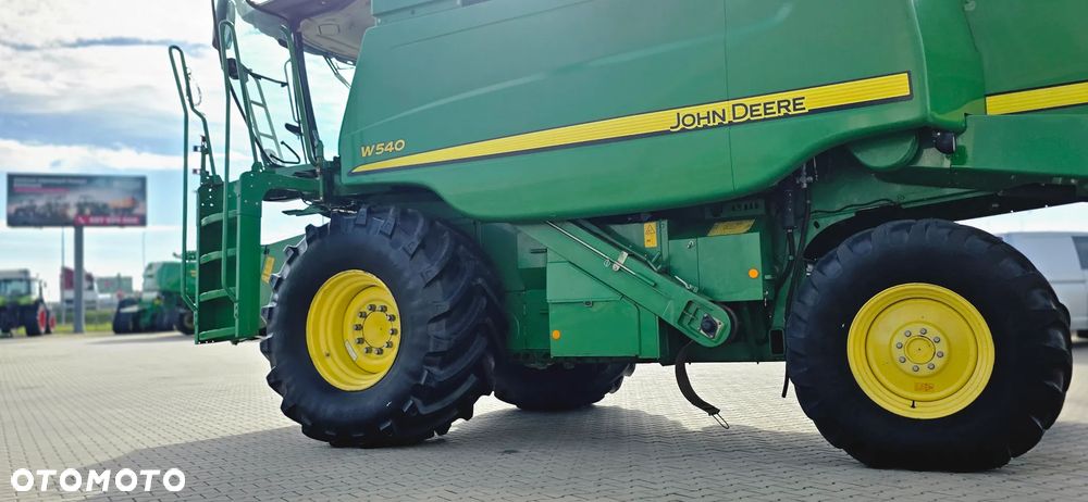 John Deere W540 - 8