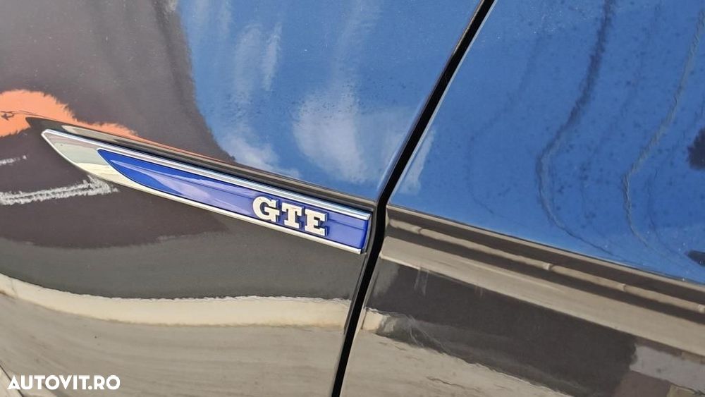 Volkswagen Passat - 33