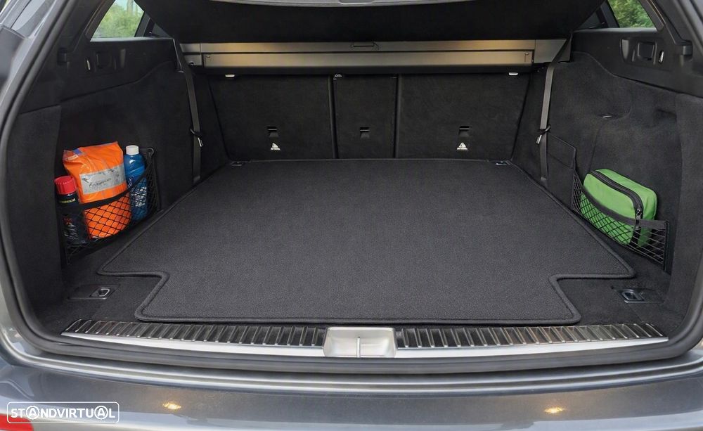 Mercedes-Benz E 220 d AMG Line 7L - 18