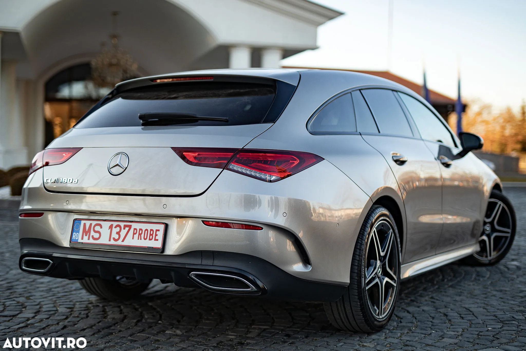 Mercedes-Benz CLA 180 d Shooting Brake 7G-DCT AMG Line - 9