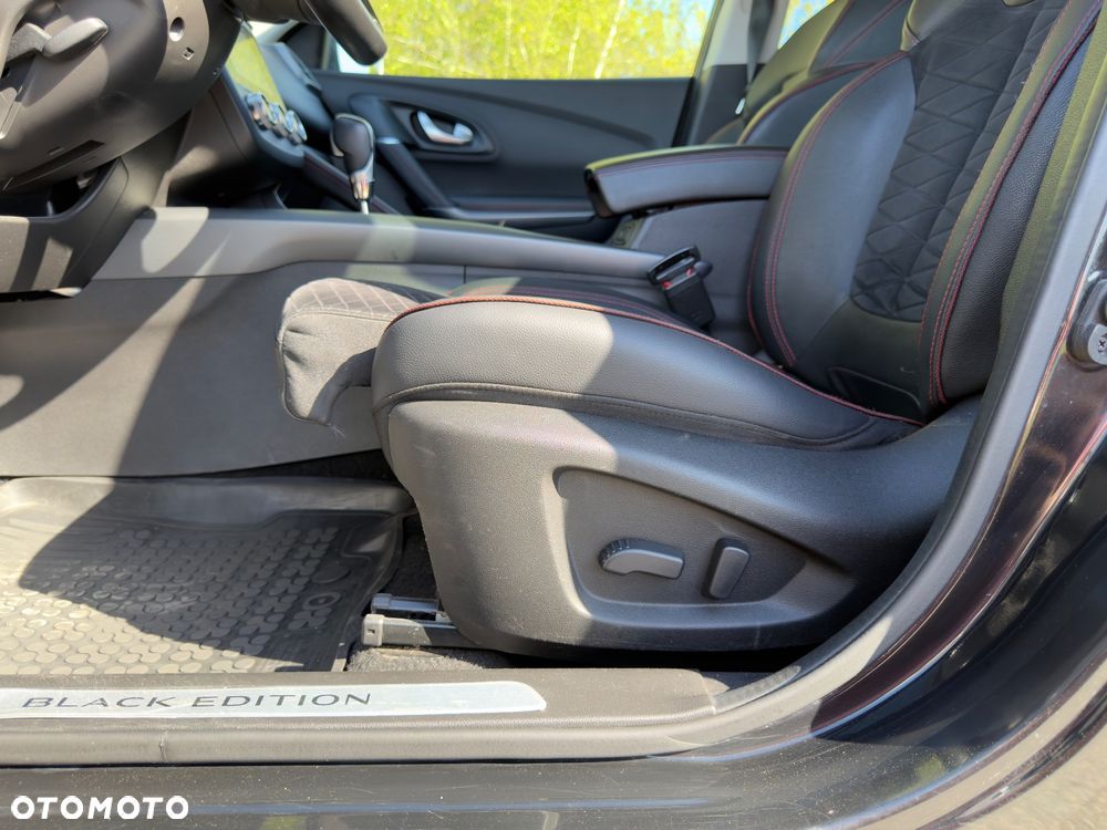 Renault Kadjar 1.3 TCe FAP Black Edition EDC - 10