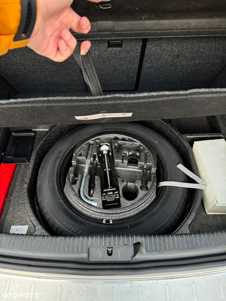 Volkswagen Golf 1.4 TSI Comfortline DSG - 21