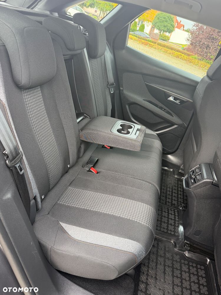 Peugeot 3008 1.2 PureTech Active Pack S&S - 34