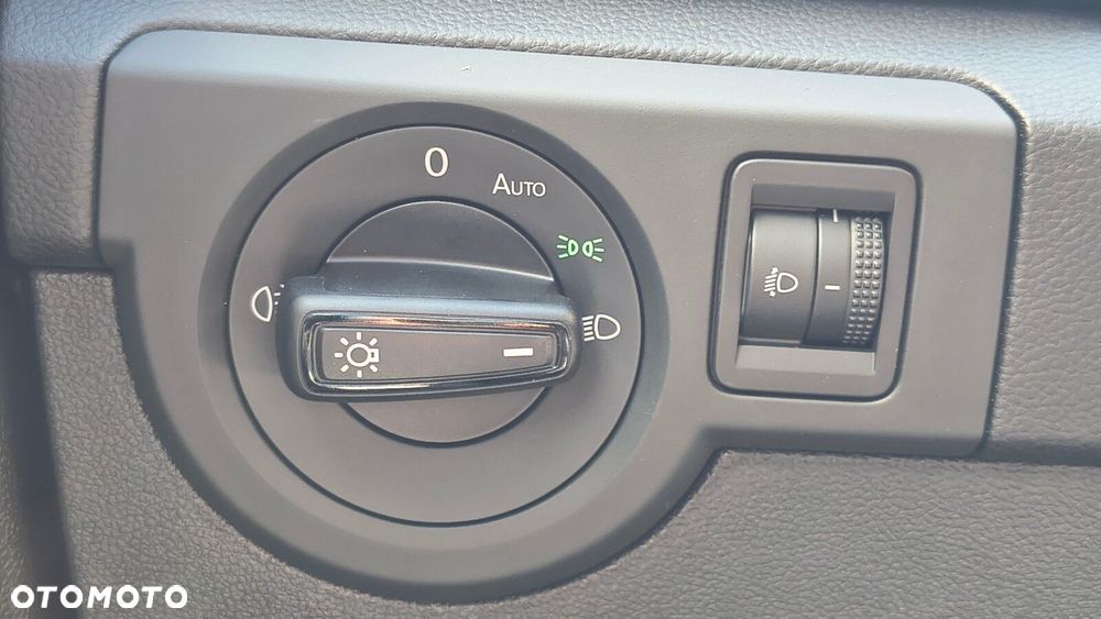 Volkswagen T-Cross - 12