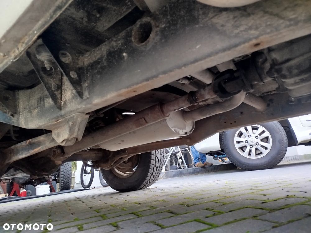 Toyota Land Cruiser - 13