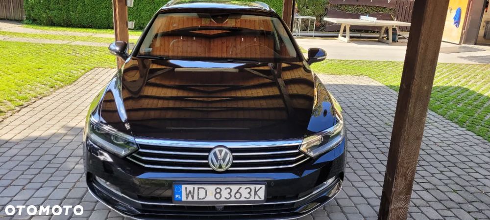Volkswagen Passat - 11