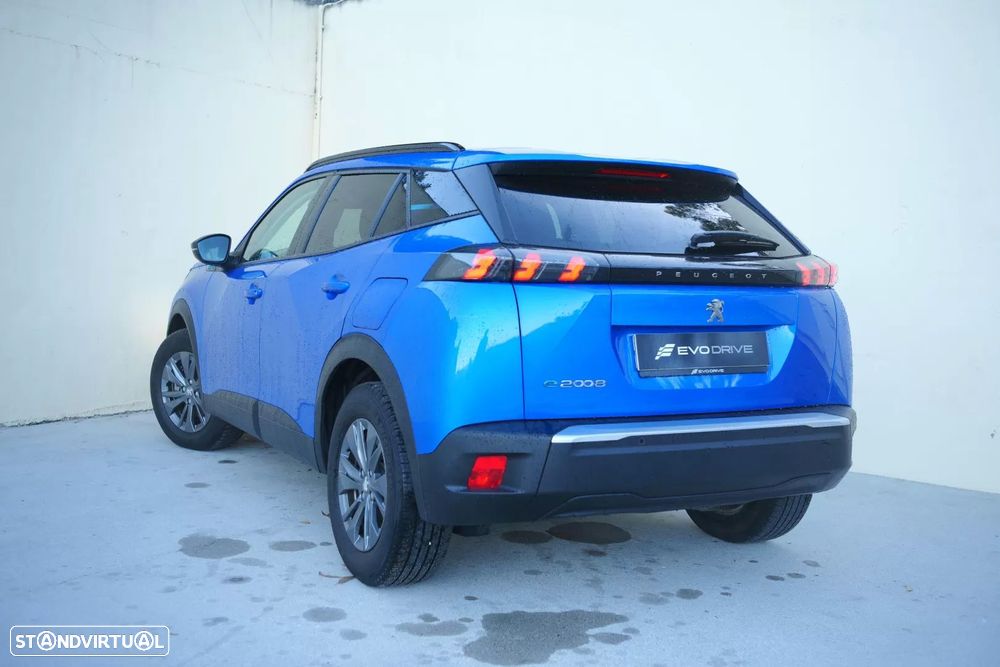 Peugeot e-2008 Style - 6