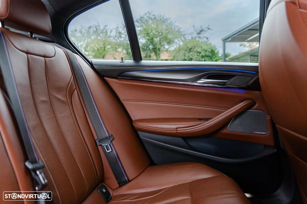 BMW M5 Competition - 31