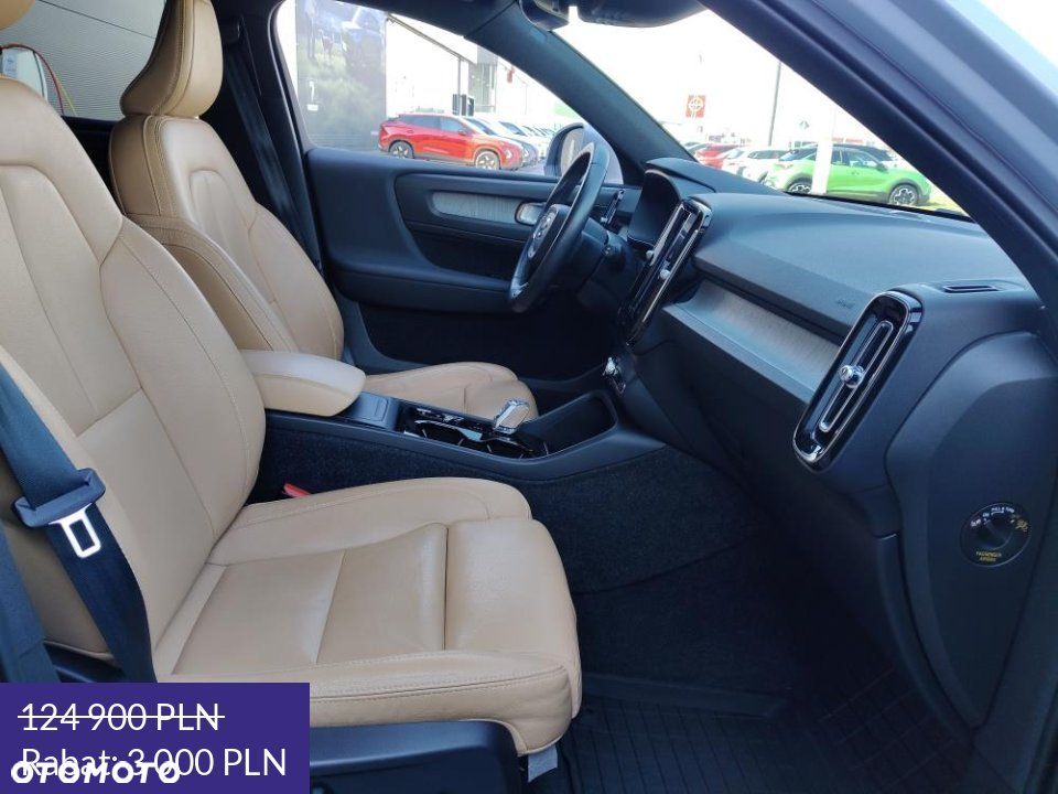 Volvo XC 40 - 22