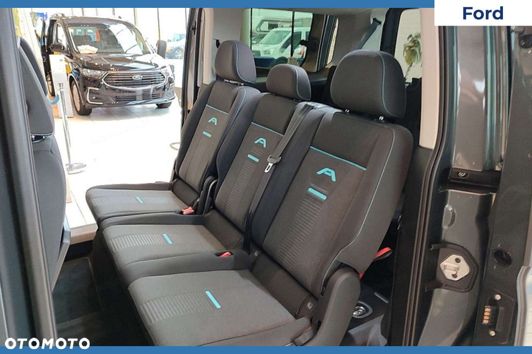 Ford Tourneo Connect - 11