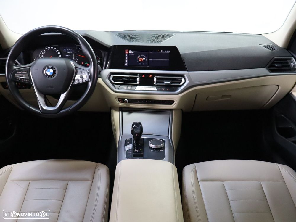 BMW 318 d Auto - 11
