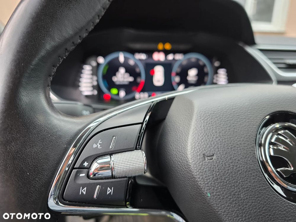 Skoda Superb 1.4 TSI Plug-In Hybrid Style DSG - 10