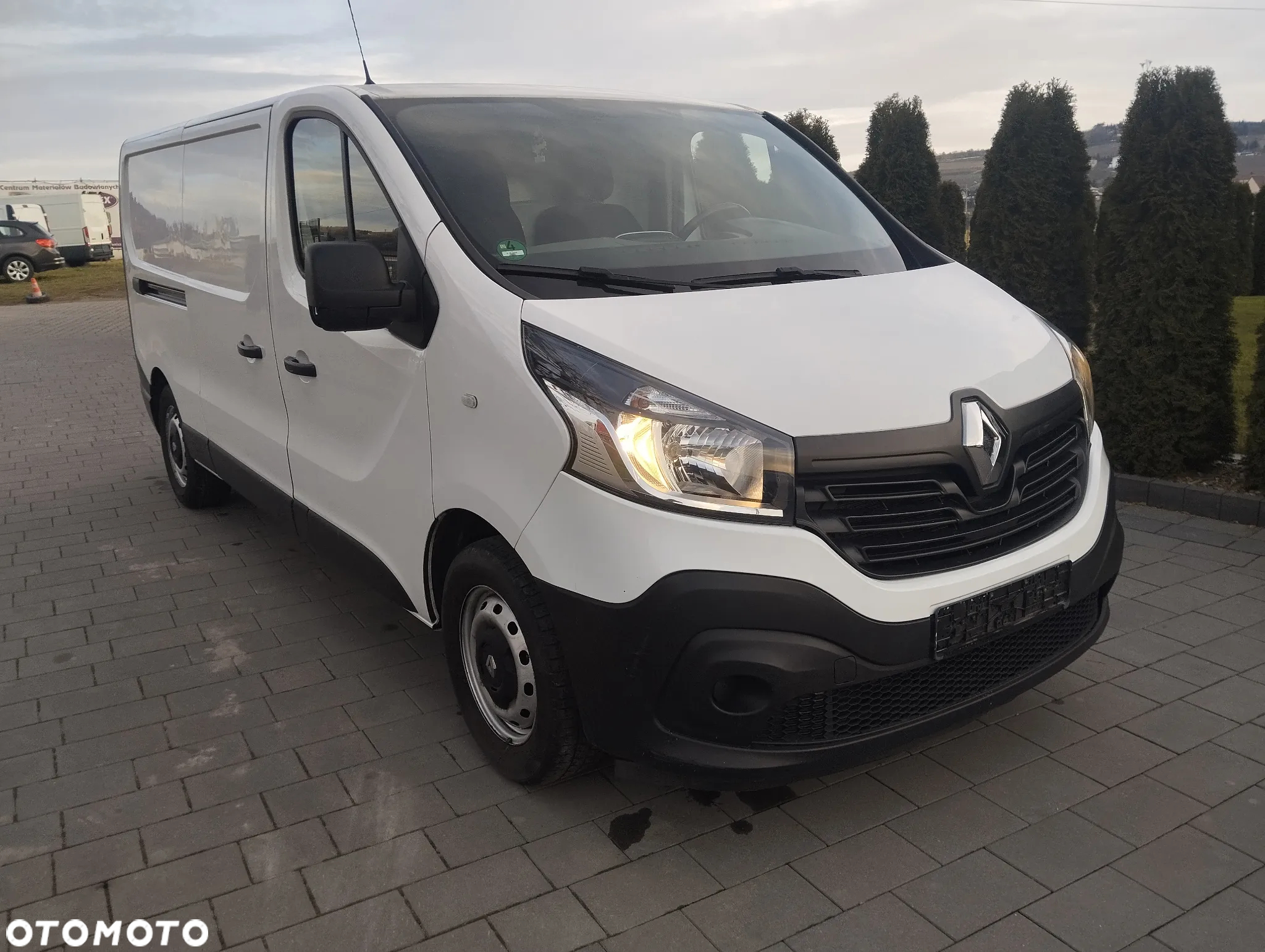 Renault Trafic ENERGY dCi 145 L2H1 Komfort - 2