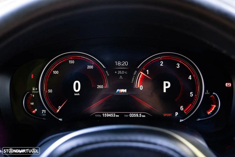 BMW 520 d Pack Desportivo M Auto - 13