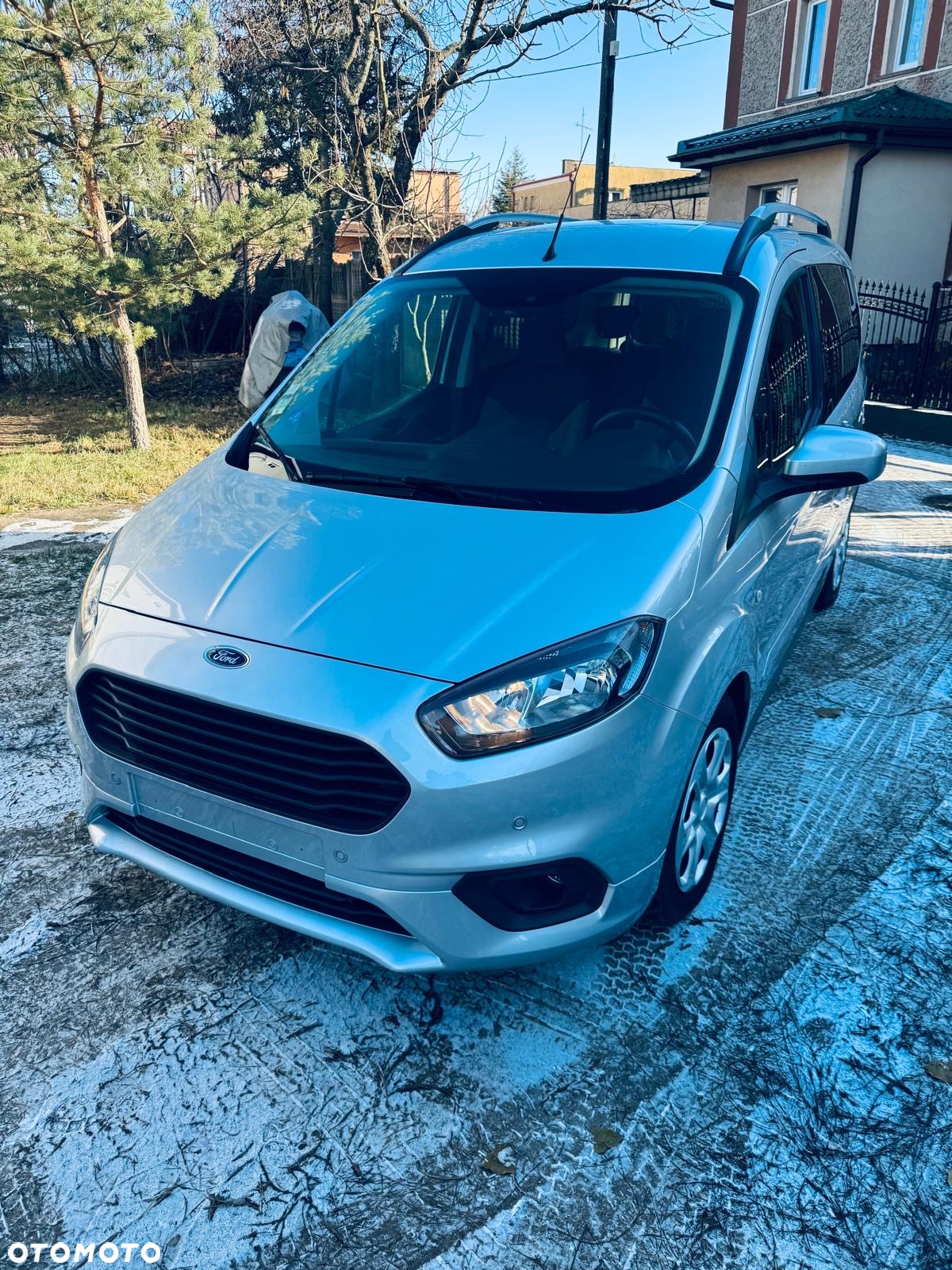 Ford Tourneo Courier 1.0 EcoBoost S&S Ambiente - 7