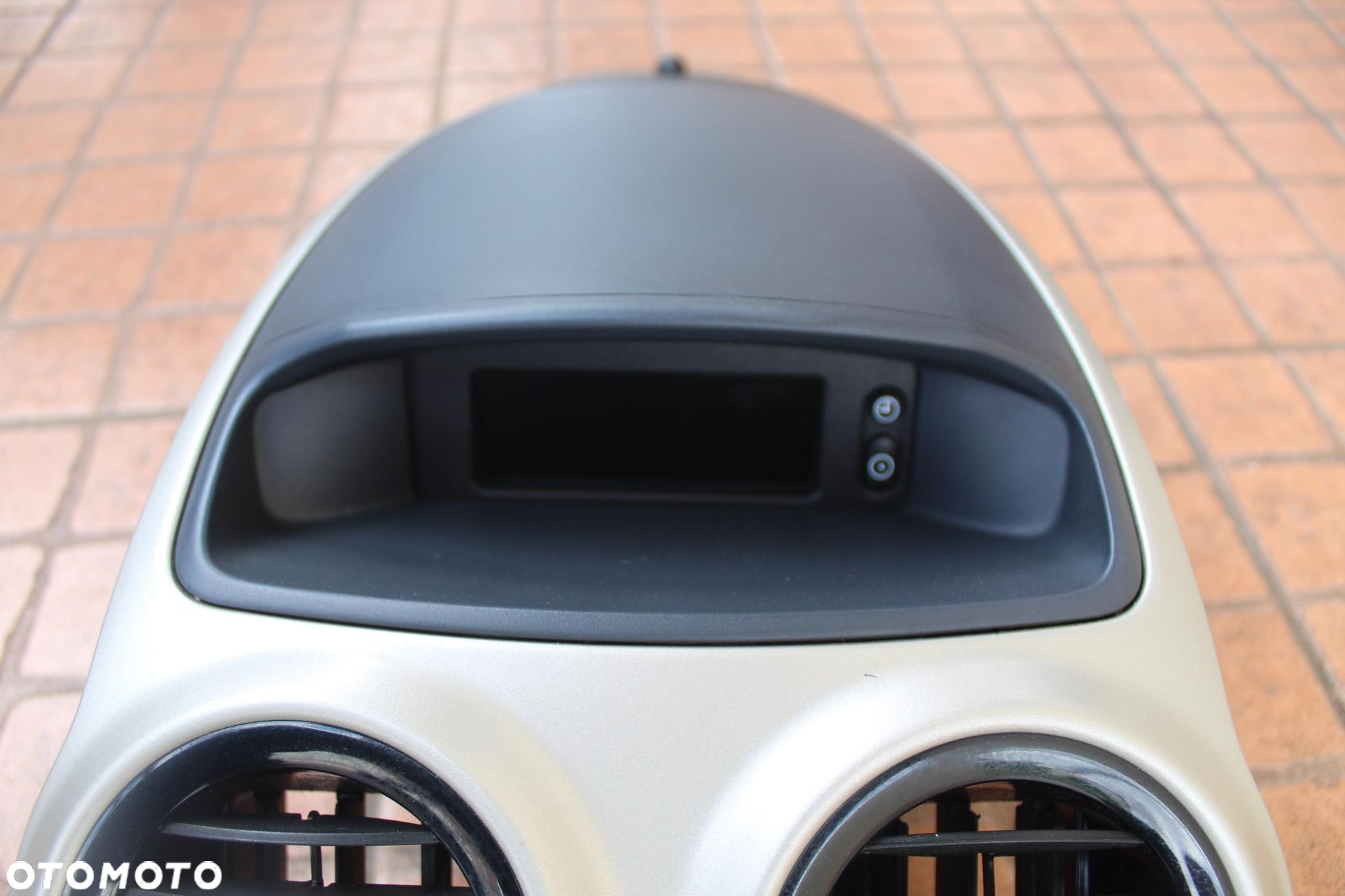 PANEL ŚRODKOWY KONSOLI ZEGAREK OPEL CORSA D - 3